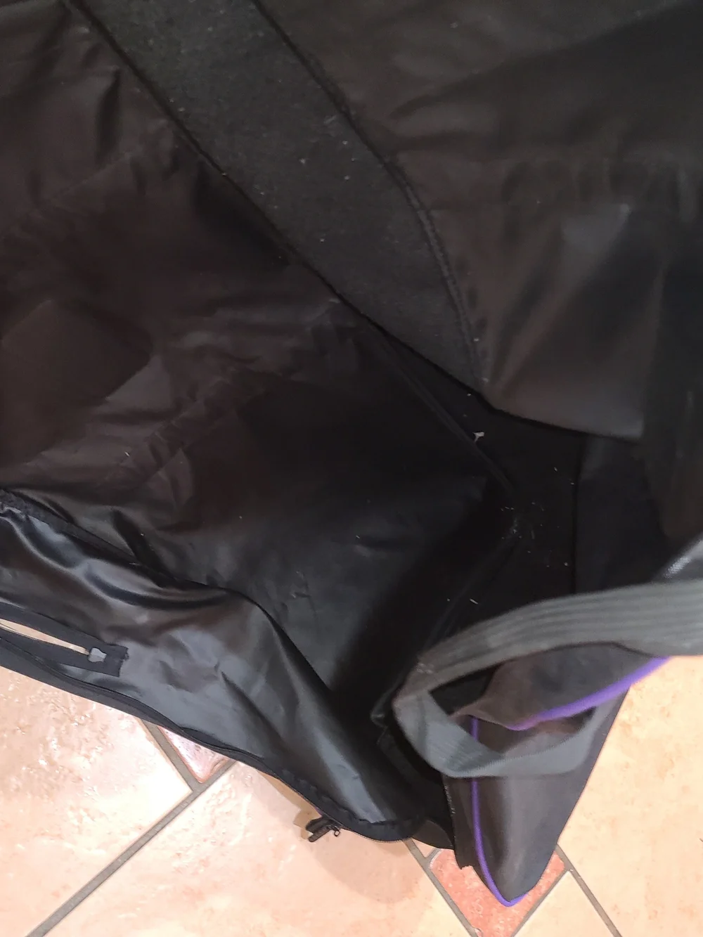 Vintage TaylorMade Golf Travel Bag Cover Black Purple 90s Retro